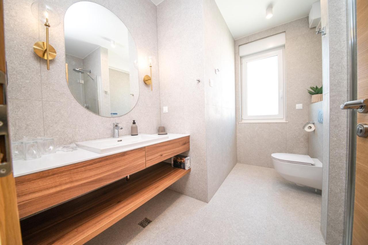 Vrsi Seaside Heights Apartments ภายนอก รูปภาพ