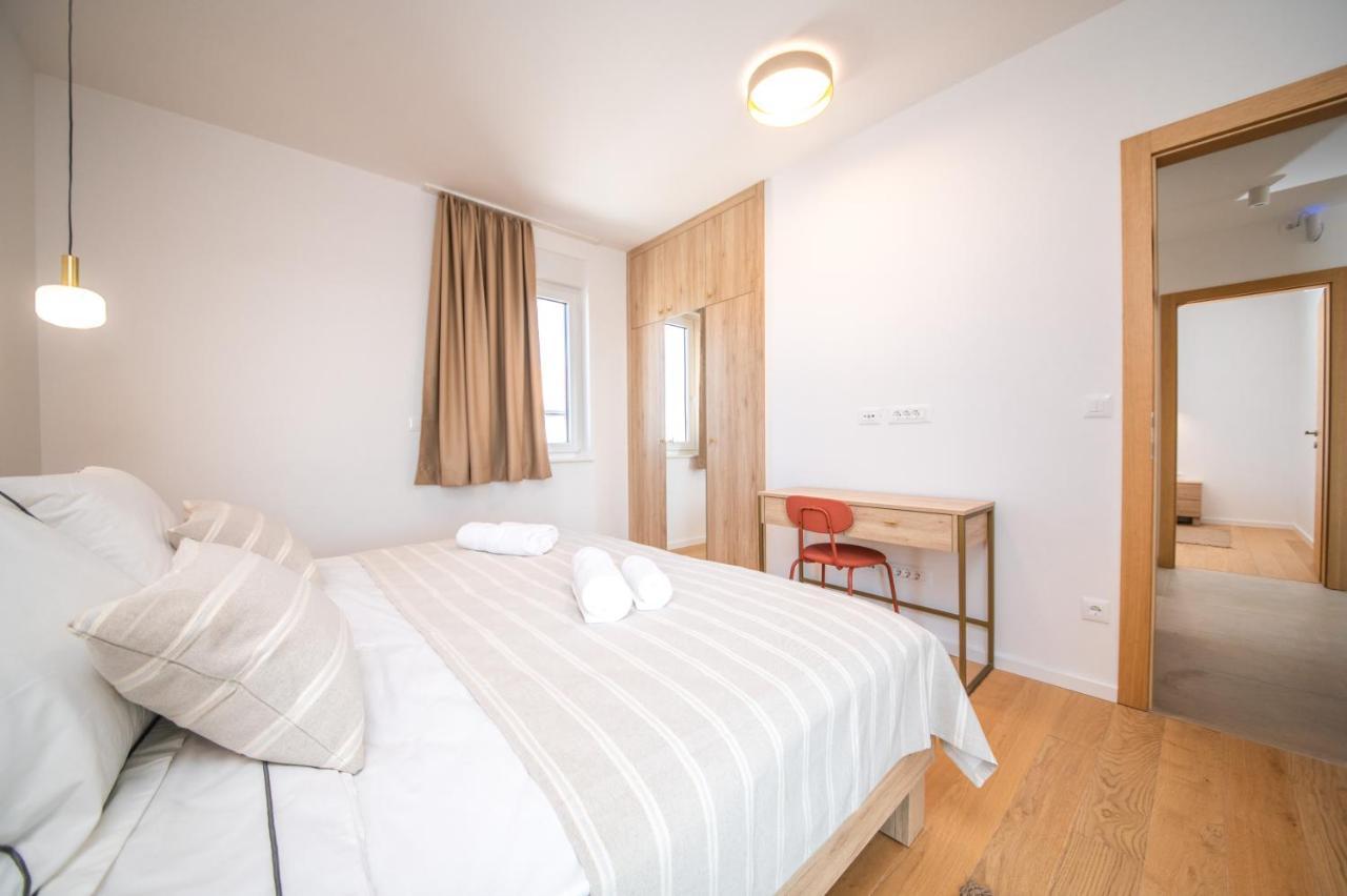 Vrsi Seaside Heights Apartments ภายนอก รูปภาพ